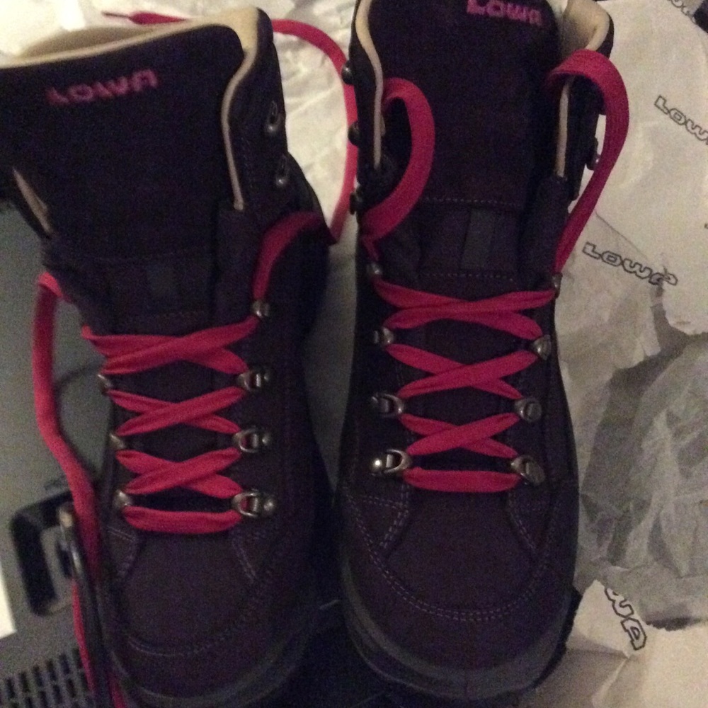 Lowa Women's Renegade Pro GTX Mid Hiking Boots